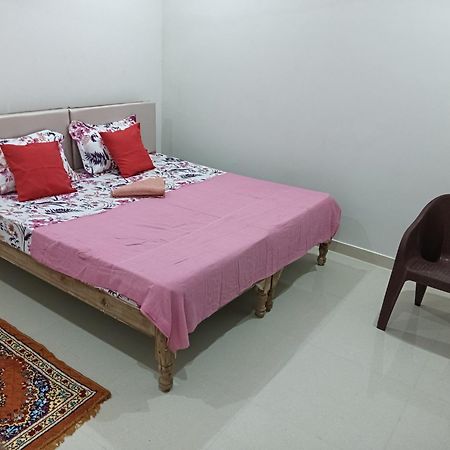 Kedar Guest House Ayodhya Exterior photo